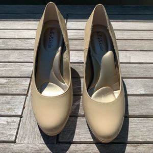 NWOT! Kelly & Katie nude pumps - 8.5